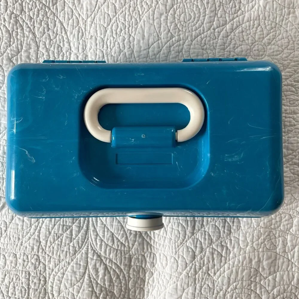 Modern Caboodles On-The-Go Girl Blue Marble Case 5626 Reissue Used